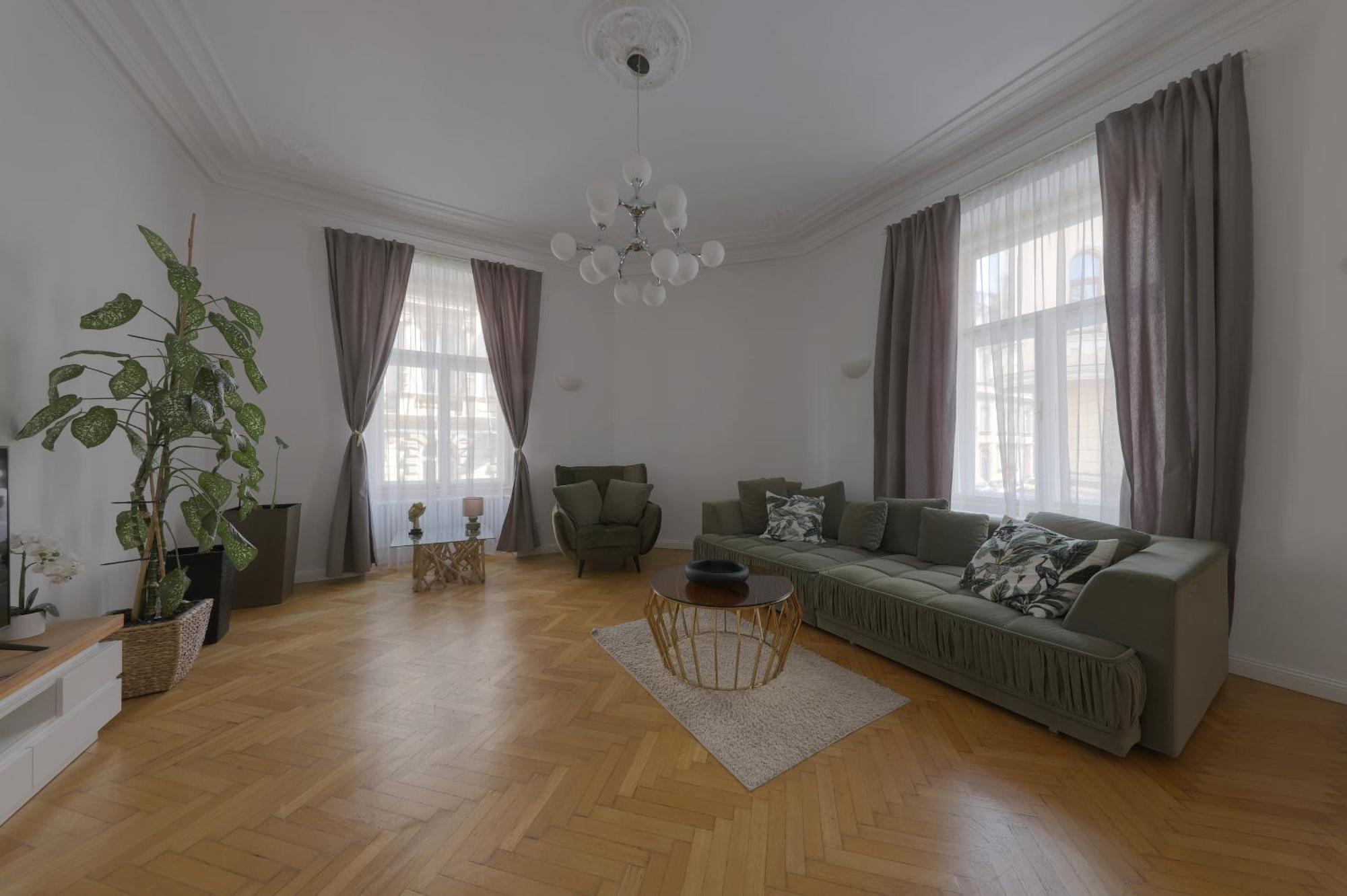 Beautiful Condo At The Old Town 브라티슬라바 외부 사진