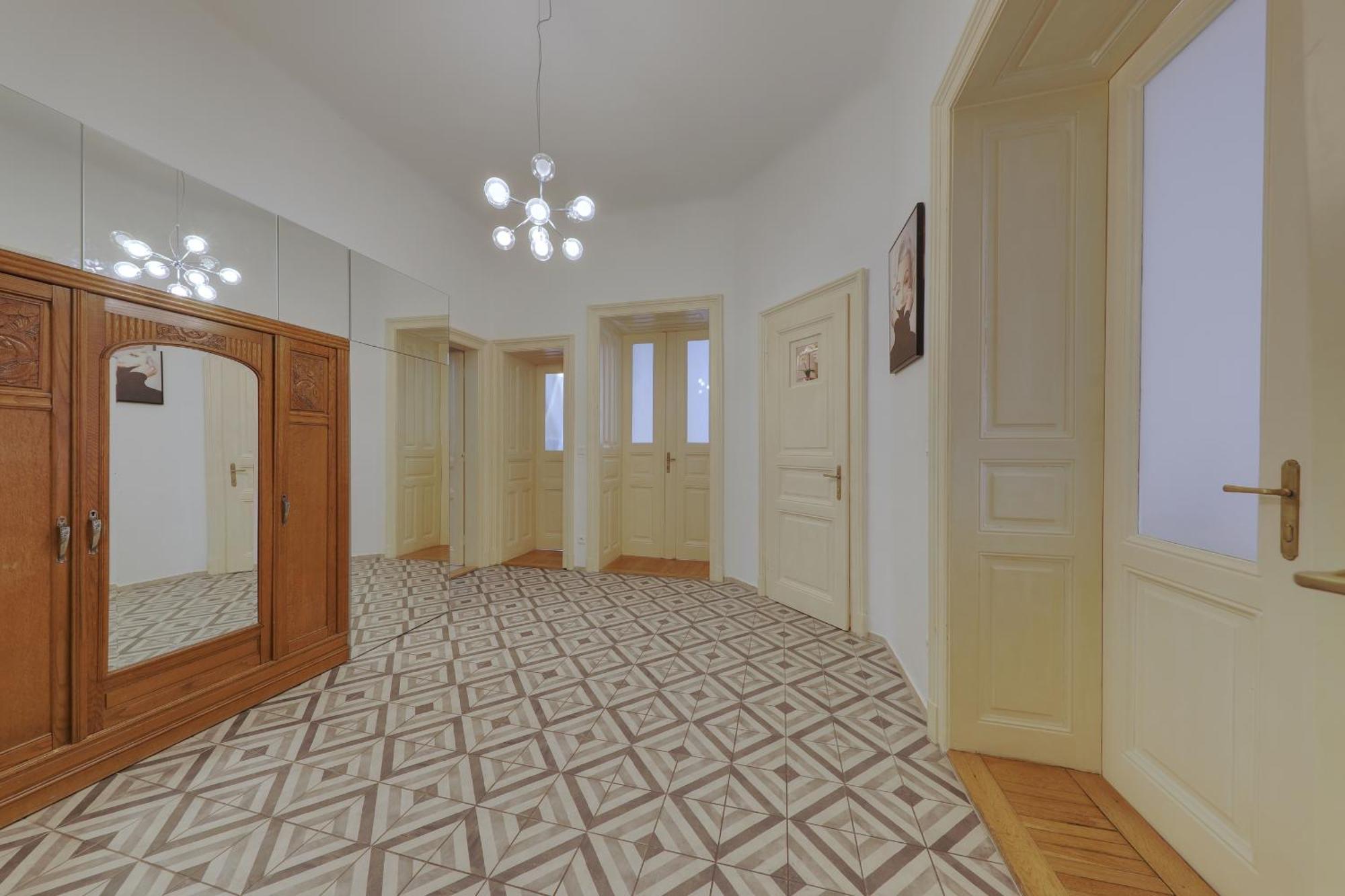 Beautiful Condo At The Old Town 브라티슬라바 외부 사진