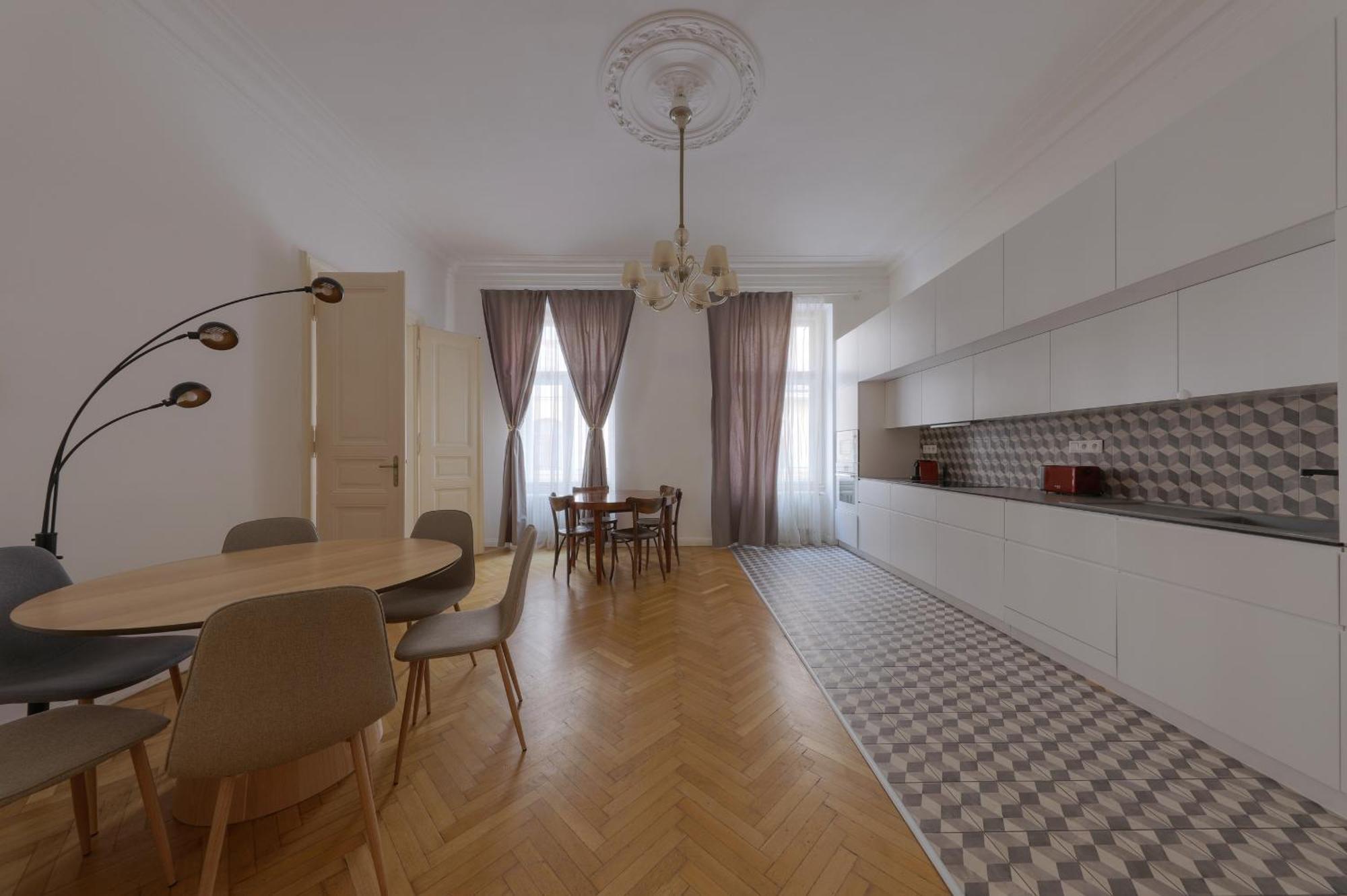 Beautiful Condo At The Old Town 브라티슬라바 외부 사진