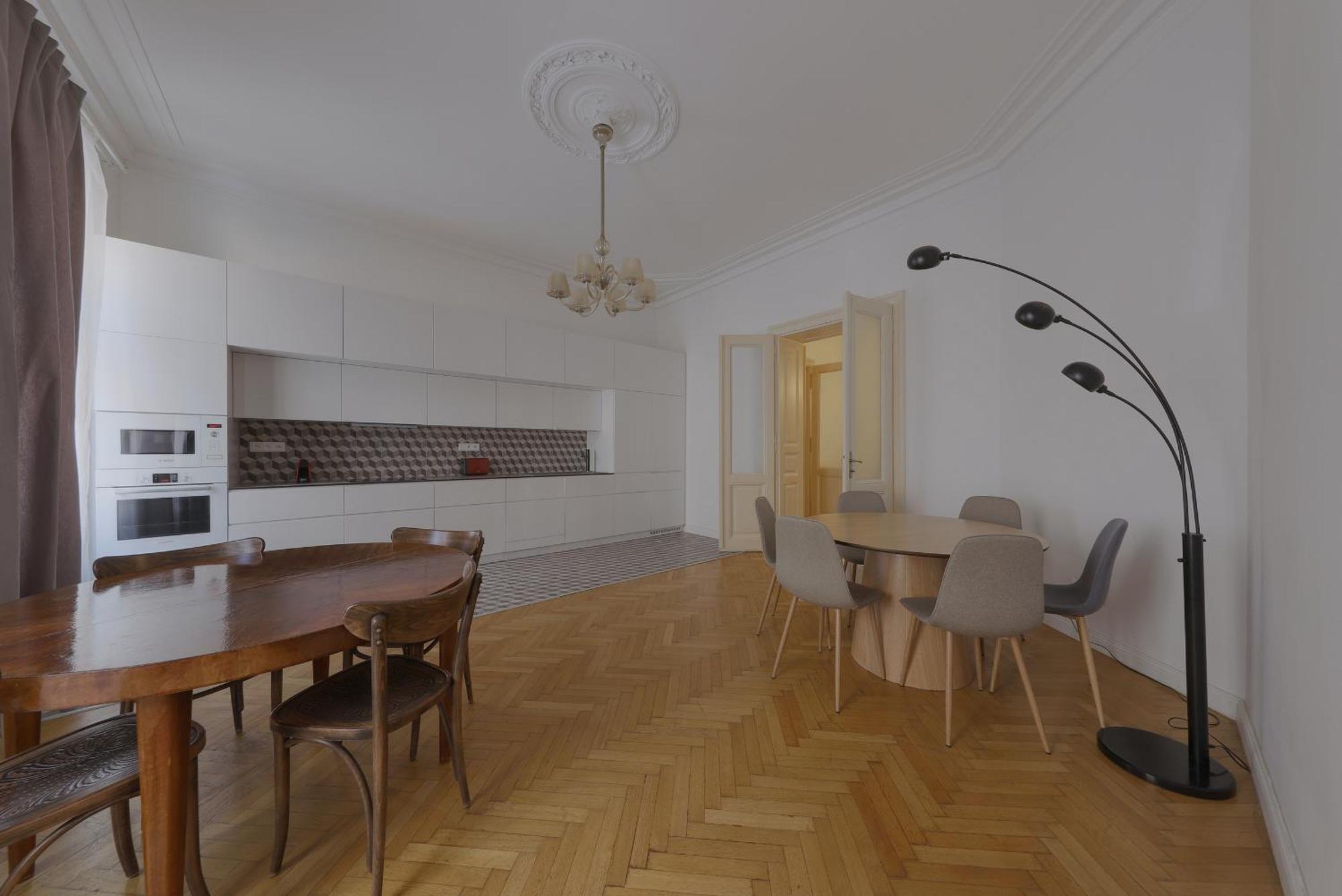 Beautiful Condo At The Old Town 브라티슬라바 외부 사진