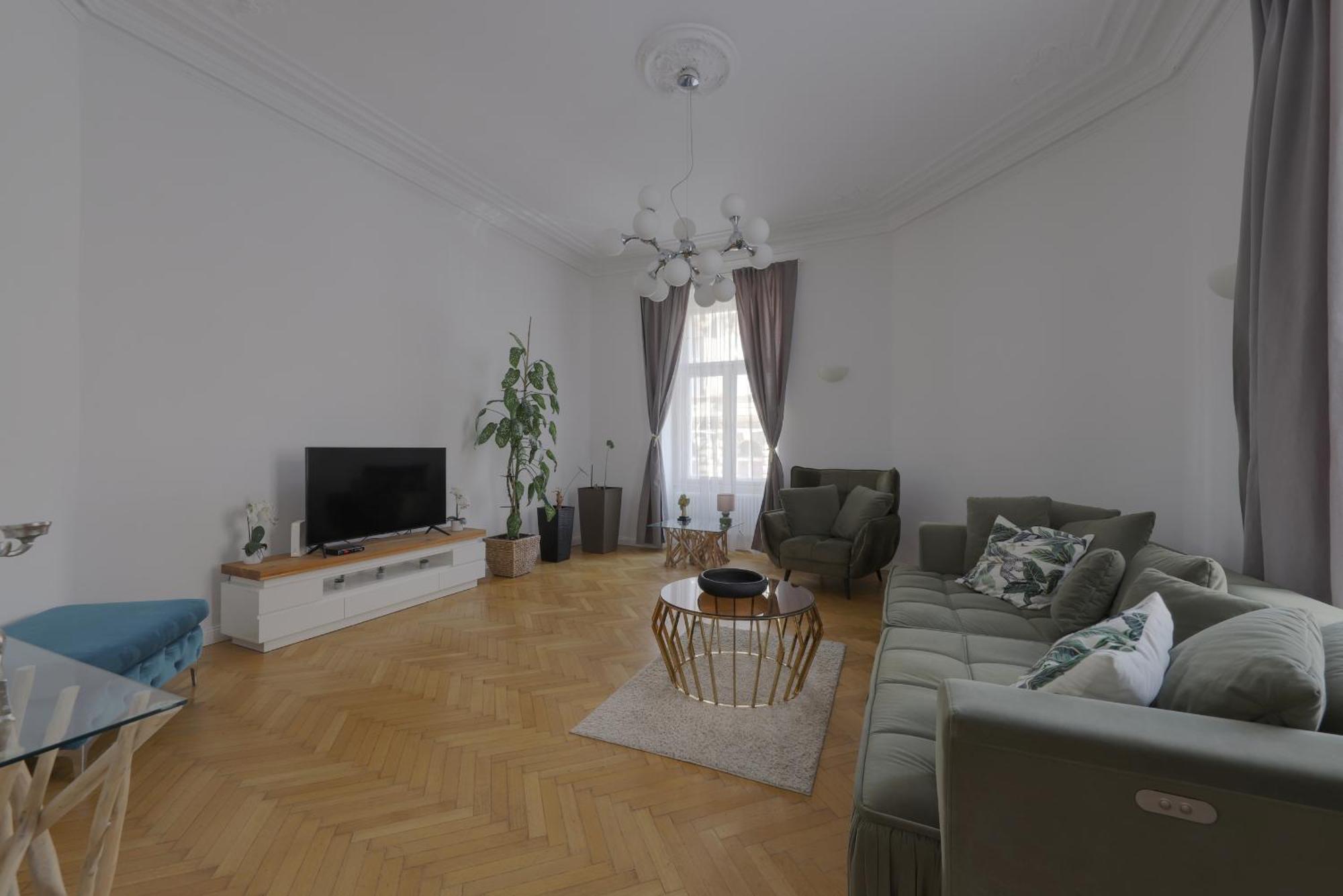 Beautiful Condo At The Old Town 브라티슬라바 외부 사진